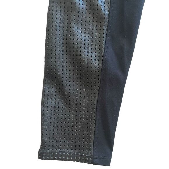 Spanx Black Full Length Leggings Women’s Size Medium Leather Mesh Panels Moto - Picture 4 of 5